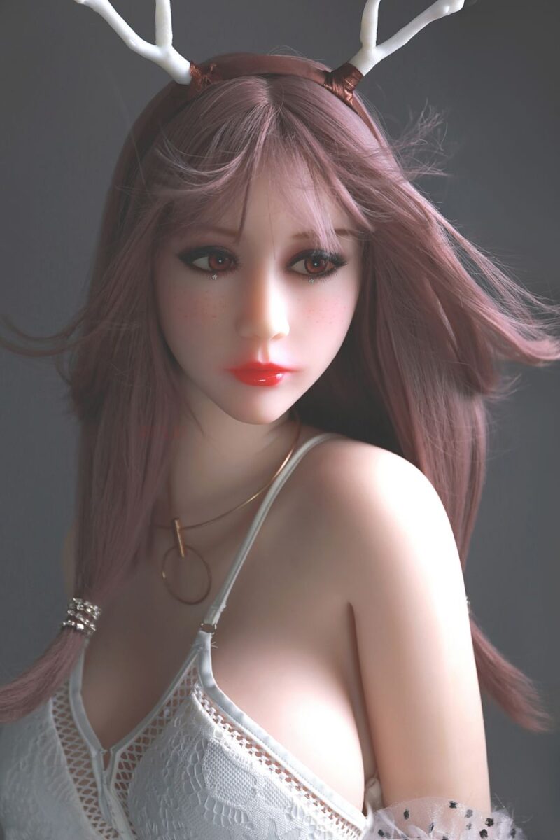 Beryl real doll3