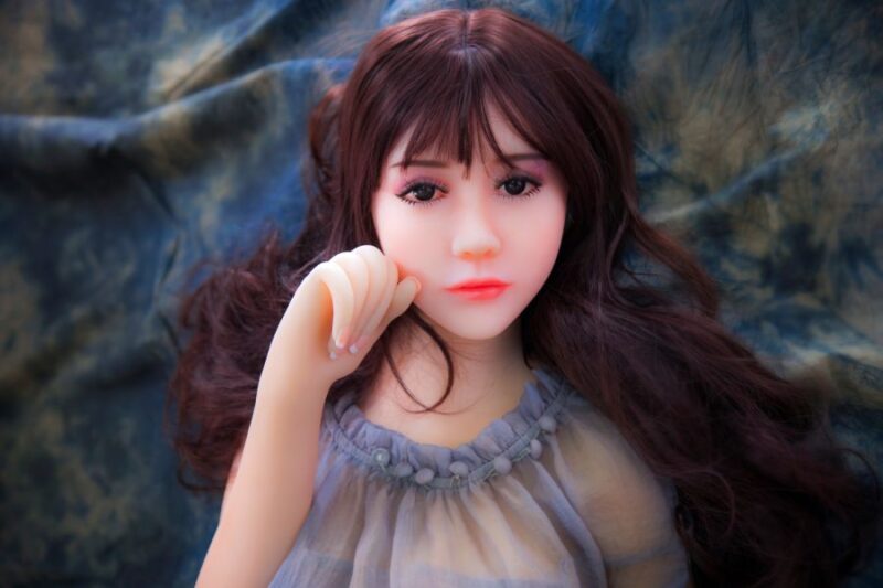 Lynn real doll1
